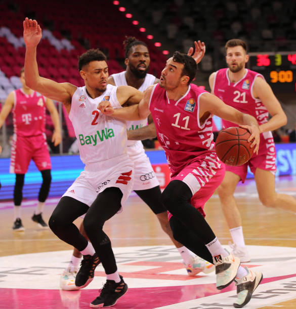 要对双后腰 要对双后腰