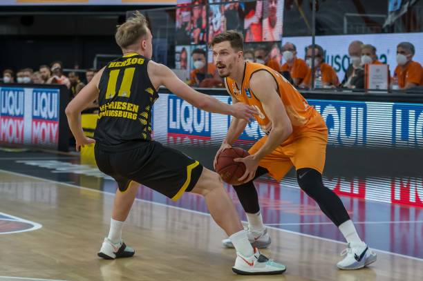 术的比拼 术的比拼